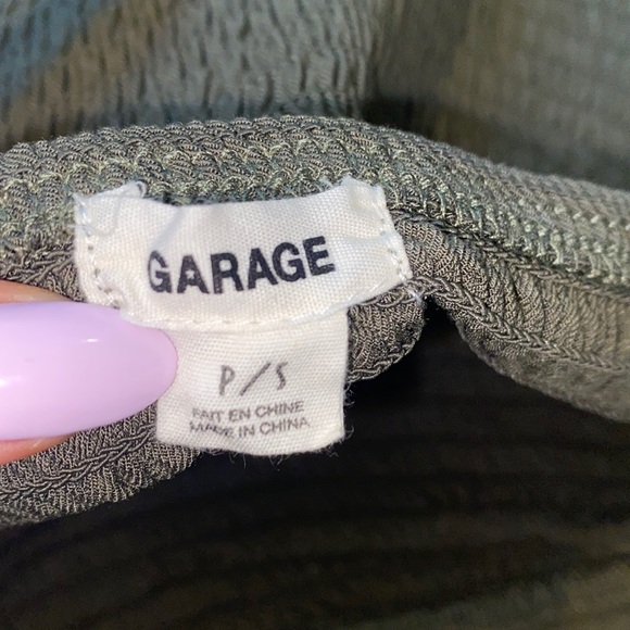 Olive dress with shorts in size small - Picture 3 of 3